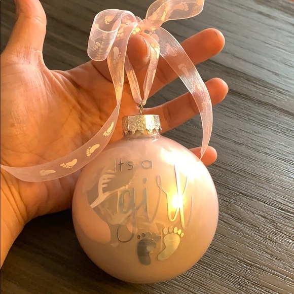 It’s a girl 💖 Christmas ornament gender reveal - Picture 2 of 6